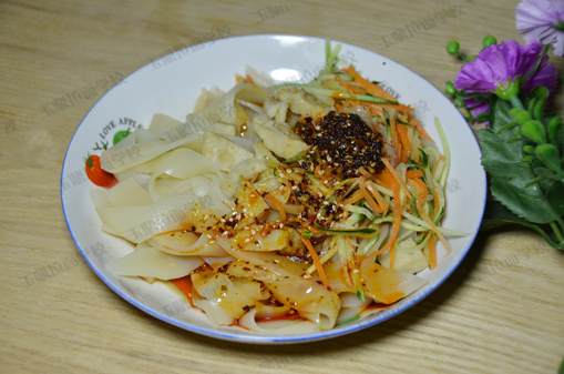 玉鼎拉面学校推出新产..